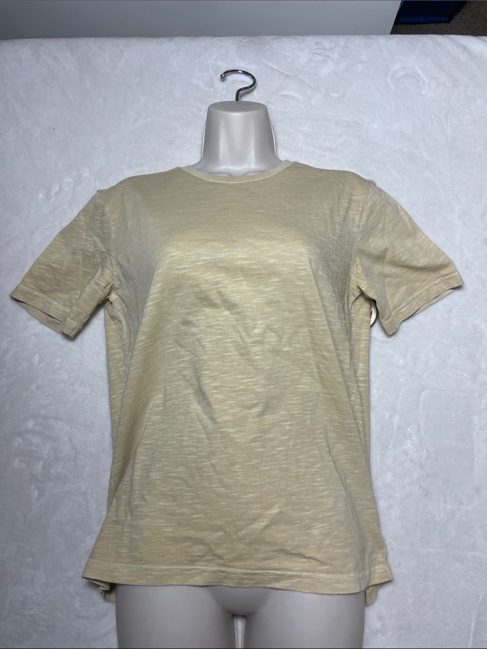 C&C California Beige Tee with Orange, Brown & Yellow Graphic NWT